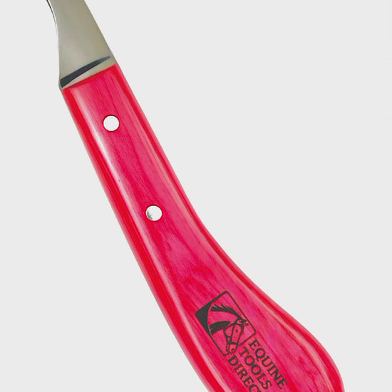 Demonstration of right-hand loop hoof knife by Equine Tools Direct showing trimming precision and ergonomic grip