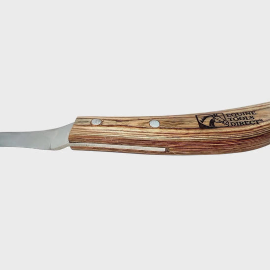 Equine Tools Direct curved hoof knife – J2 420 stainless steel blade, natural wood-grain handle, classic professional farrier hoof trimming tool